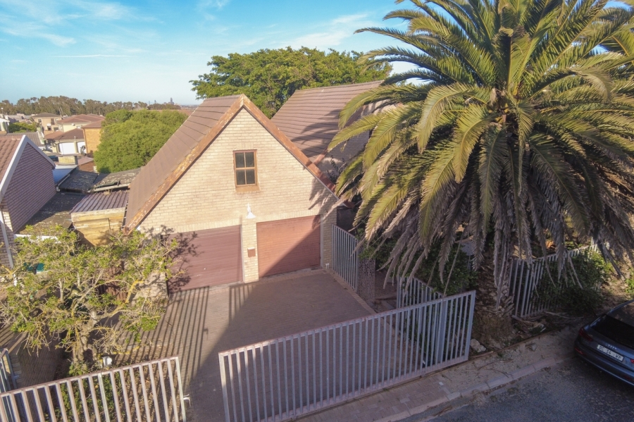 3 Bedroom Property for Sale in Bluewater Bay Western Cape